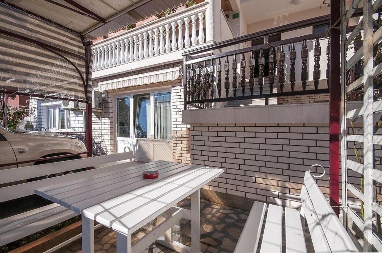 Marica Apartment *